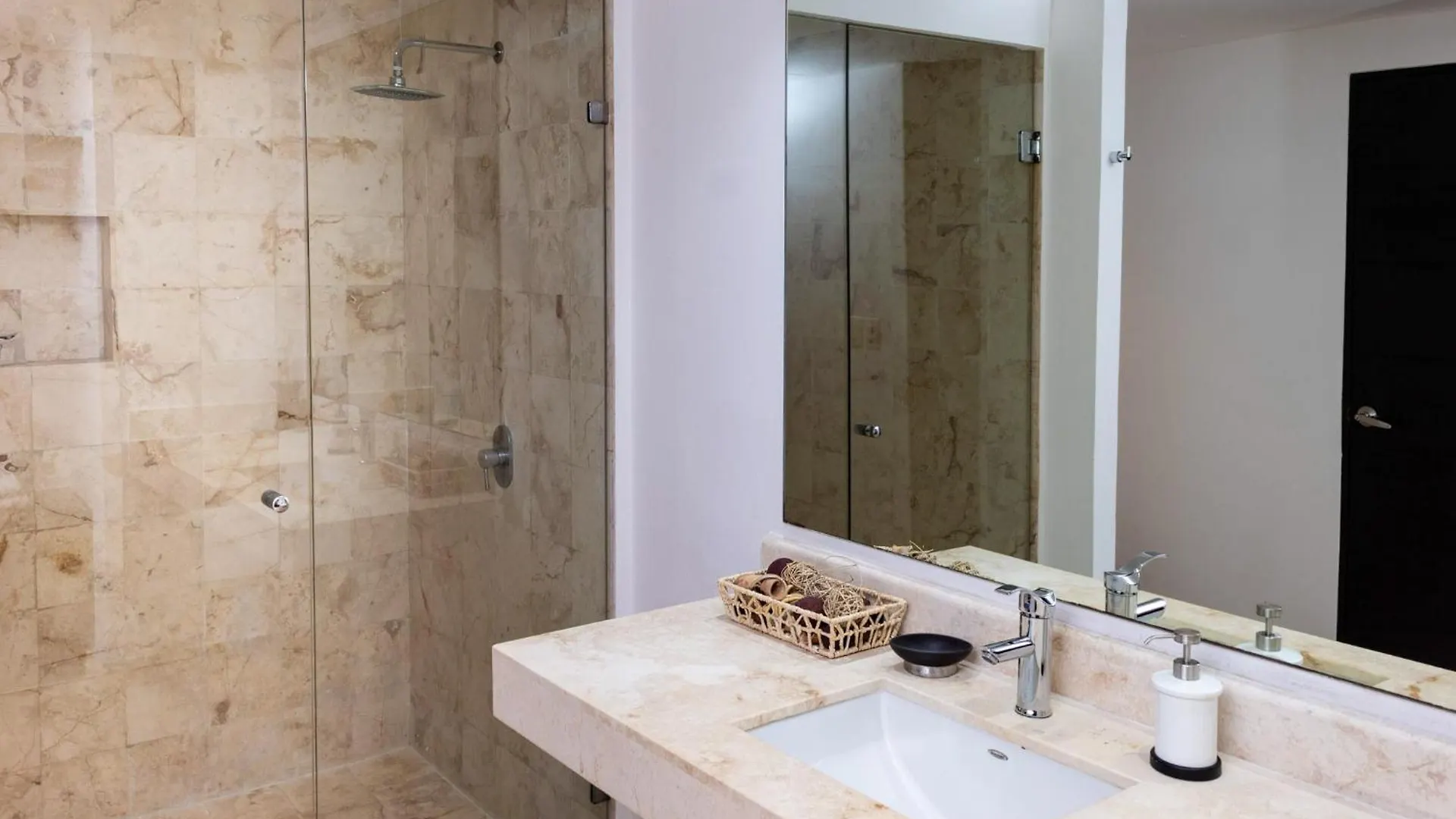 Elements Garden House 5 Condo Playa del Carmen Appartamento